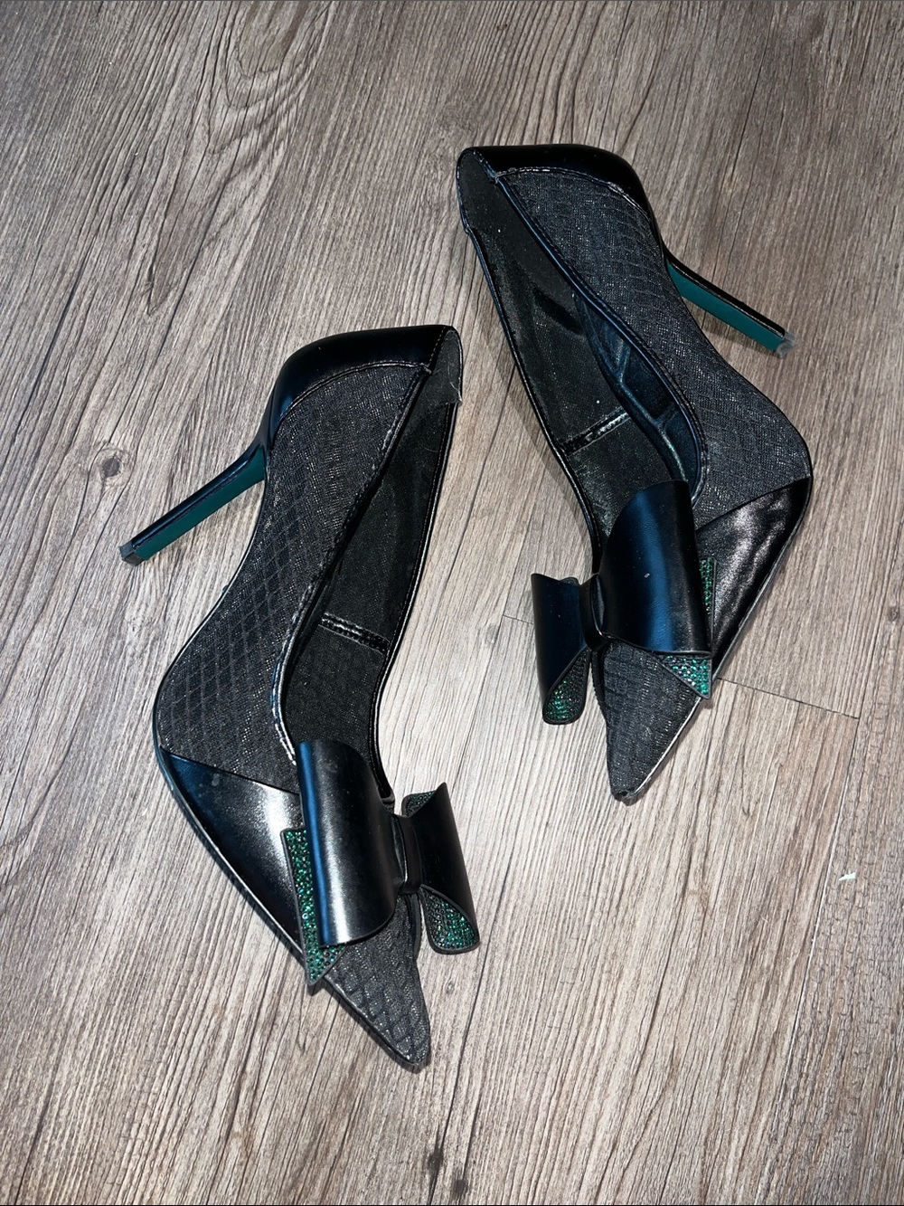 ALDO X WICKED Black Pointed Bow Flats